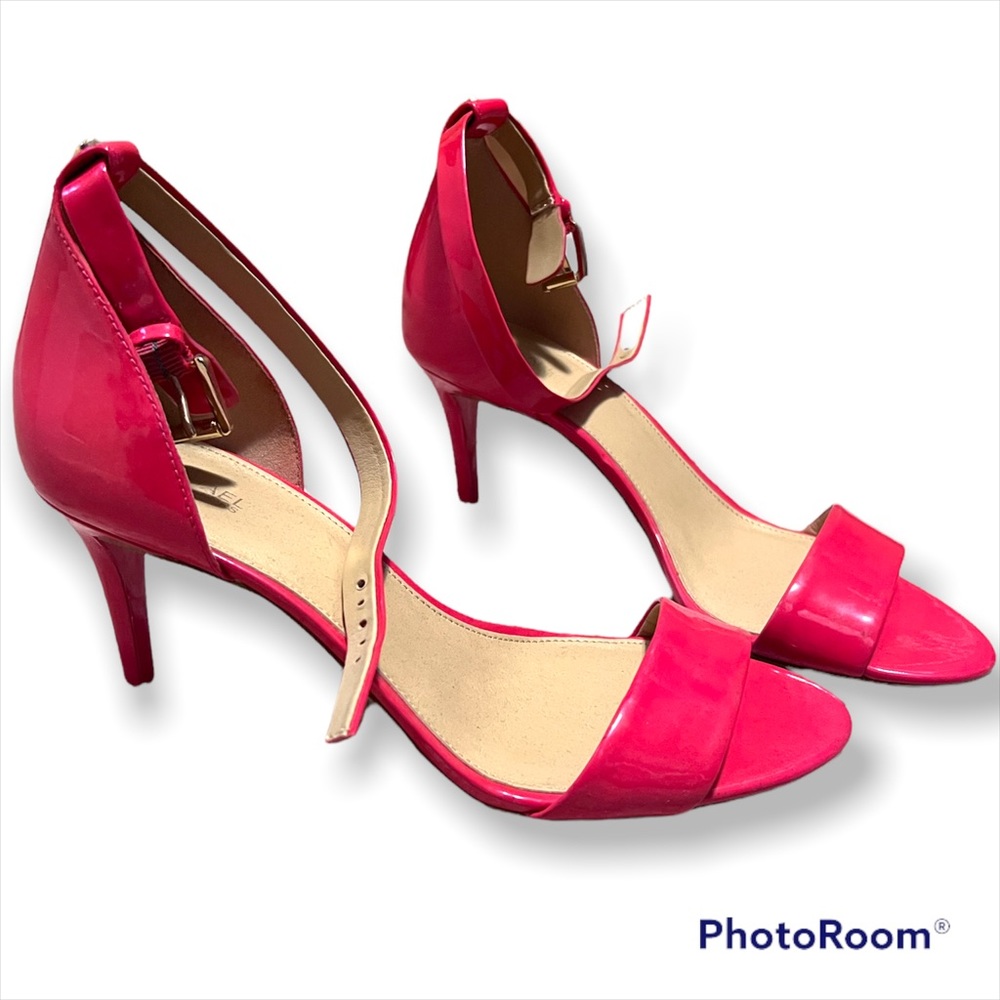 Hot pink Michael Kors sandal